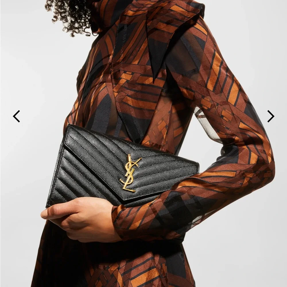 YSL monogram large wallet on chain - Picture 3 of 13